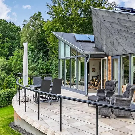 Berenice - 500m From The Sea By Interhome *